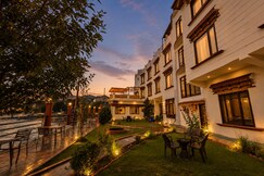 Zojila Residency (A Premium Riverfront Hotel)