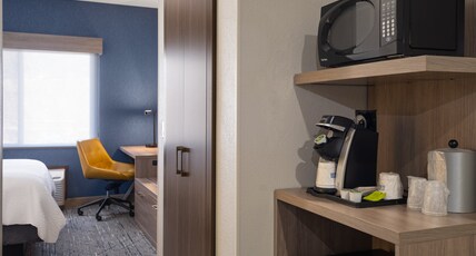 Holiday Inn Express & Suites AMERICAN FORK- NORTH PROVO Room Type - 1 Queen Suite