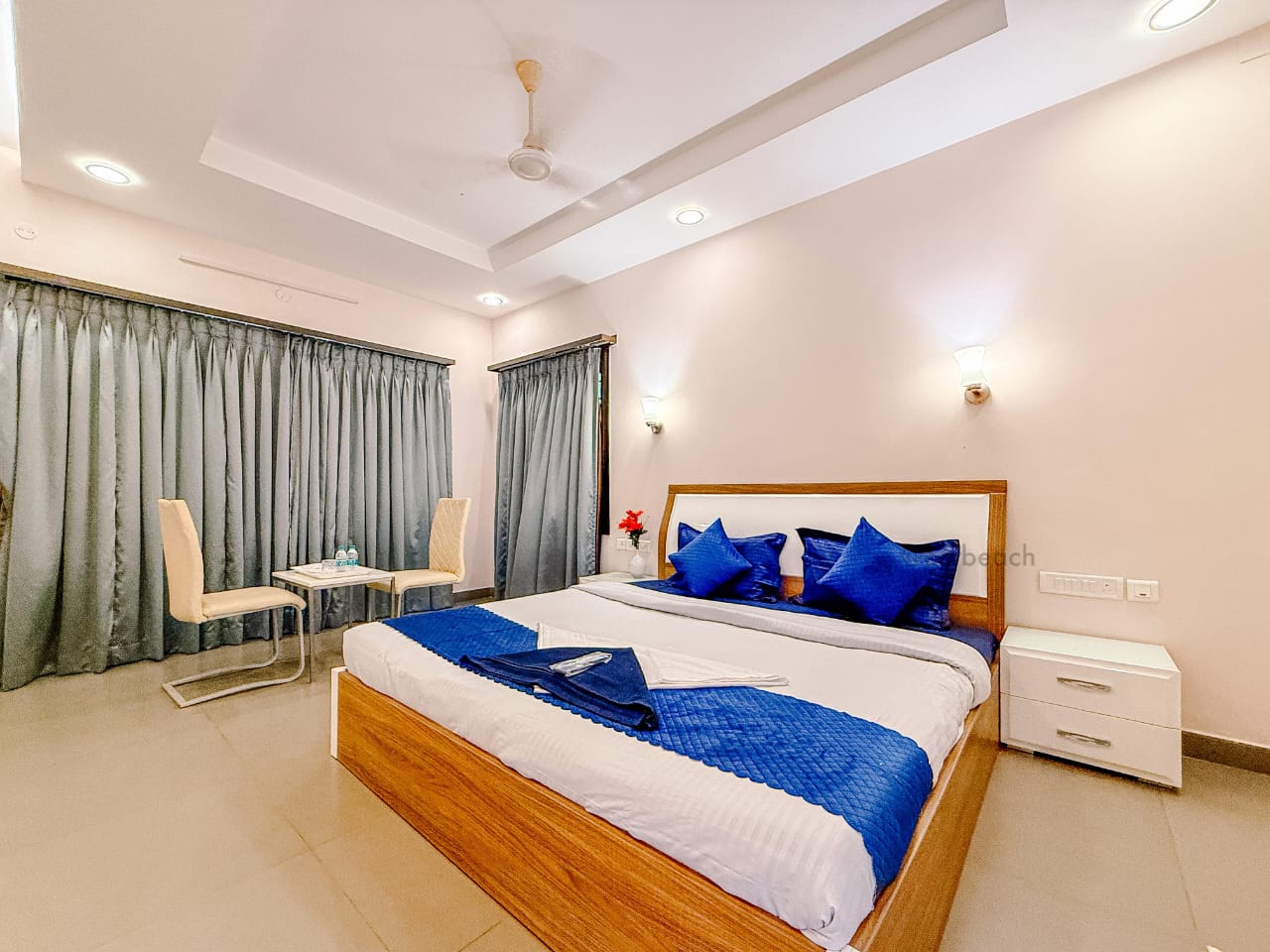 Cloud 7 Resort Uthandi - Tap to explore photos