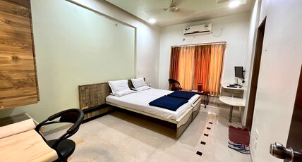 Hotel Premier Room Type - Deluxe A/C Room