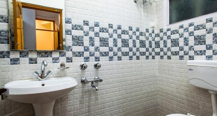 Hotel Atithi, Chamunda  Room Type - Family Suite (2 Double Bed)