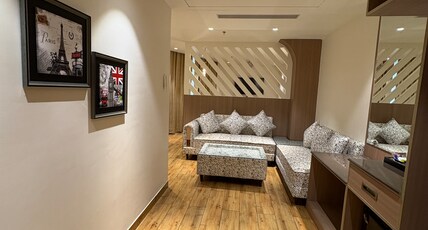 One Farrer Hotel and Resorts Meerut Room Type - SUITE ROOM