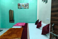 Hotel Paarvi Palace - Best hotel near Ram Mandir Ayodhya
