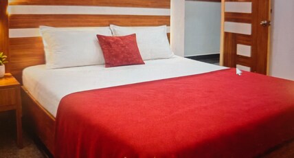 Rooms & services Room Type - Bedroom