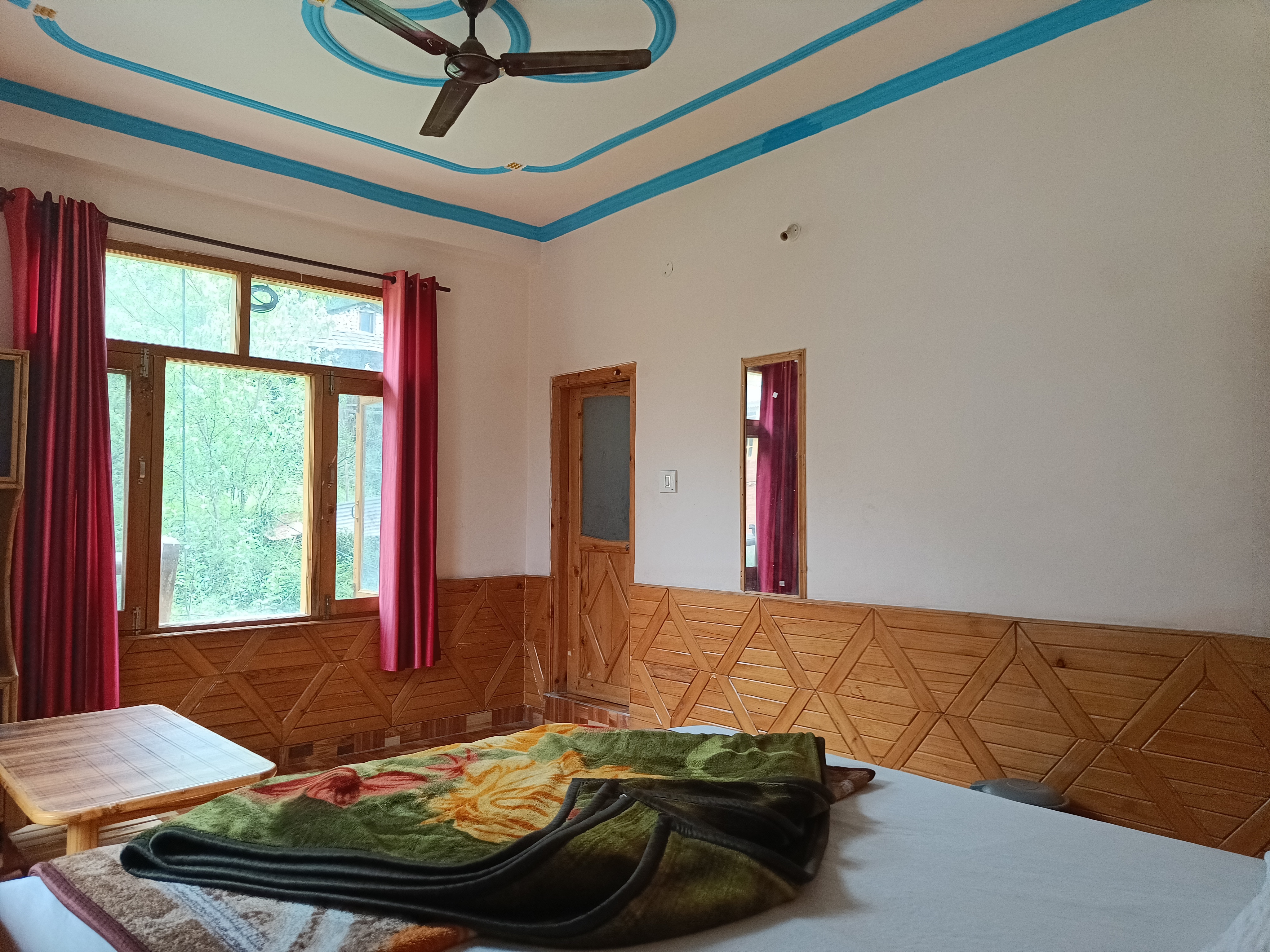 The Shivalaya Homestay - Tap to explore photos