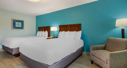 BEST WESTERN PLUS MYRTLE BEACH Room Type - 2 Queen Beds, Non-Smoking, Oversized Room, Flat Screen Television, High Speed Internet Access, Micro BEST WESTERN PLUS MYRTLE BEACH Room Type - 2 Queen Beds, Non-Smoking, Oversized Room, Flat Screen Television, High Speed Internet Access, Micro