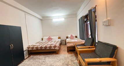 Divine Homestay Dirang Room Type - Triple Room