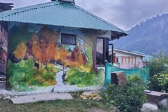 Eco Friendly Cottage Cabin in Manali