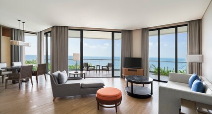 InterContinental Phu Quoc Long Beach Resort Room Type - 1 Bedroom Penthouse Club Lounge Access Ocean View InterContinental Phu Quoc Long Beach Resort Room Type - 1 Bedroom Penthouse Club Lounge Access Ocean View