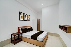 Spot On S R Royal Hotel