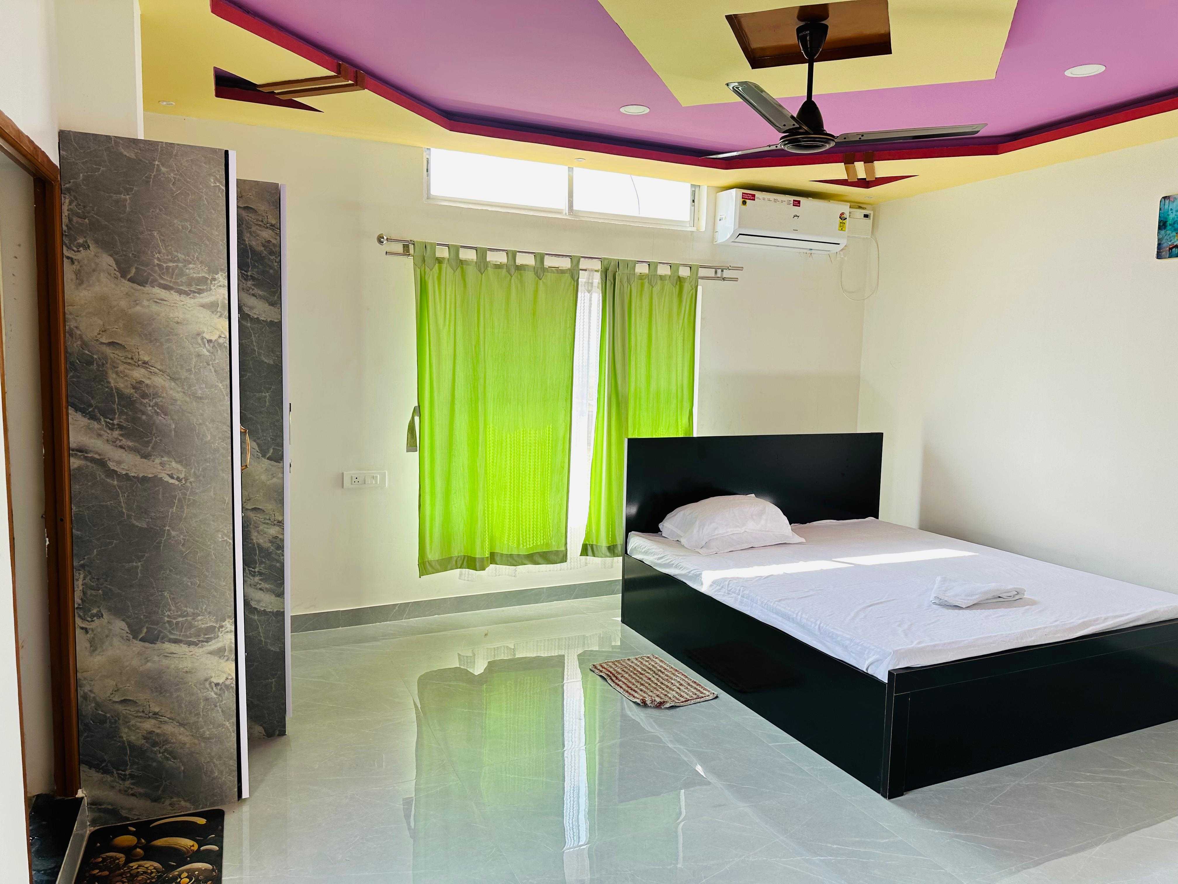 Hotel O Samrat Guest House - Tap to explore photos