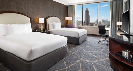 Hilton Atlanta Room Type - 2 DOUBLE BEDS SKYLINE VIEW