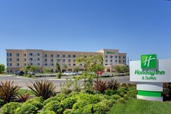 Holiday Inn Hotel & Suites BAKERSFIELD