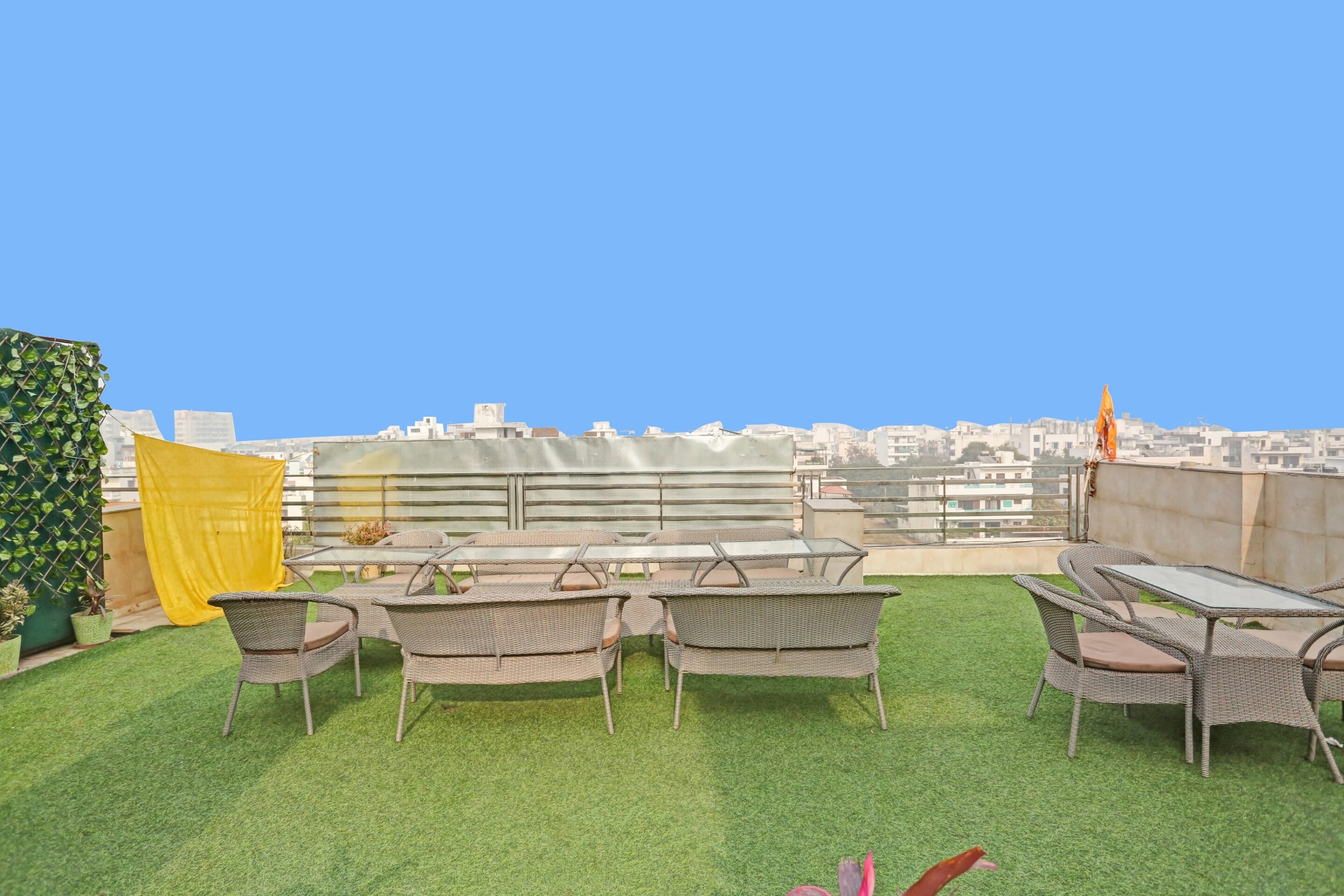 Collection O Rm Residency Near Appu Ghar - Tap to explore photos