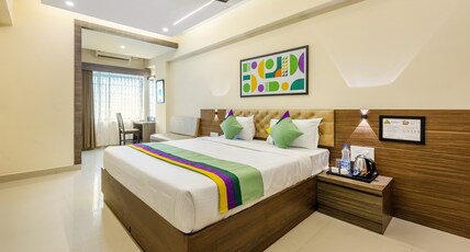 Treebo Sky City Grand, 5 Min From Mangalore Airport Room Type - Deluxe Room with Queen Bed Treebo Sky City Grand, 5 Min From Mangalore Airport Room Type - Deluxe Room with Queen Bed