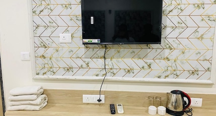 Hotel Shree JI Palace Room Type - Deluxe Room
