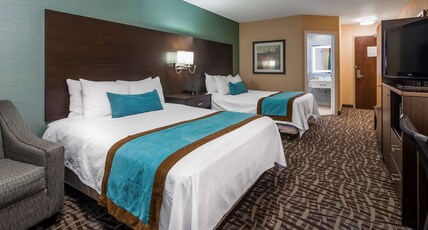 Best Western Plus Barrie Room Type - 2 Queen Beds, Non-Smoking, Modern Design, Microwave And Refrigerator, High Speed Internet Access, Wo Best Western Plus Barrie Room Type - 2 Queen Beds, Non-Smoking, Modern Design, Microwave And Refrigerator, High Speed Internet Access, Wo