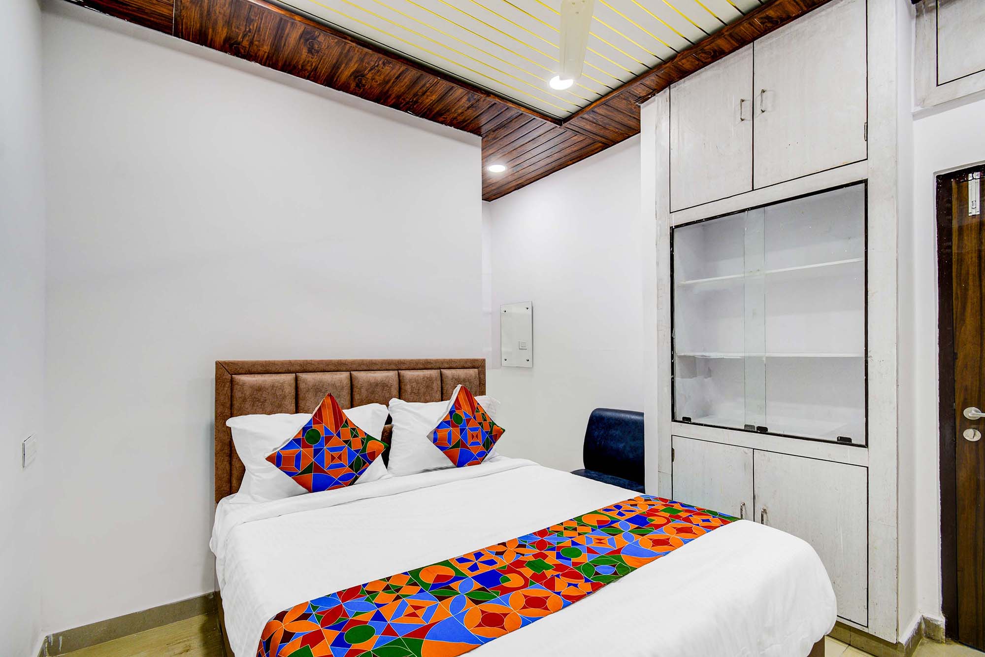 FabHotel Devara Grand - Kushaiguda Industrial Area, ECIL - Tap to explore photos