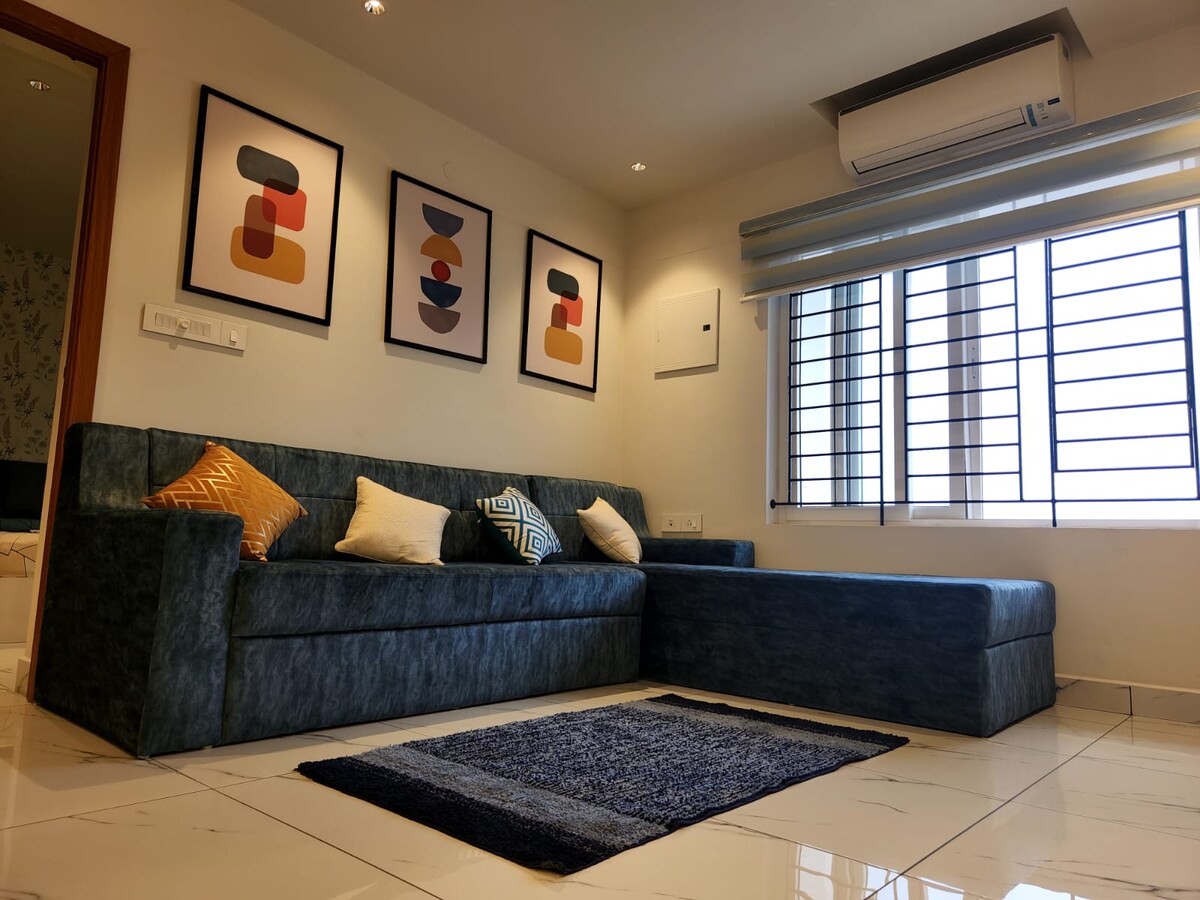 1BHK Serviced Apartment Palayam - Tap to explore photos