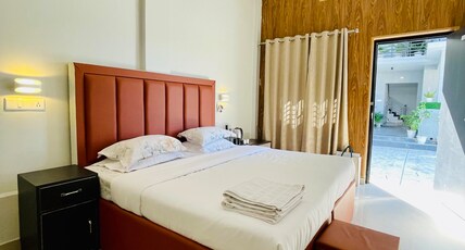Aryan Marriage Garden Room Type - Bedroom 110 (Standard)