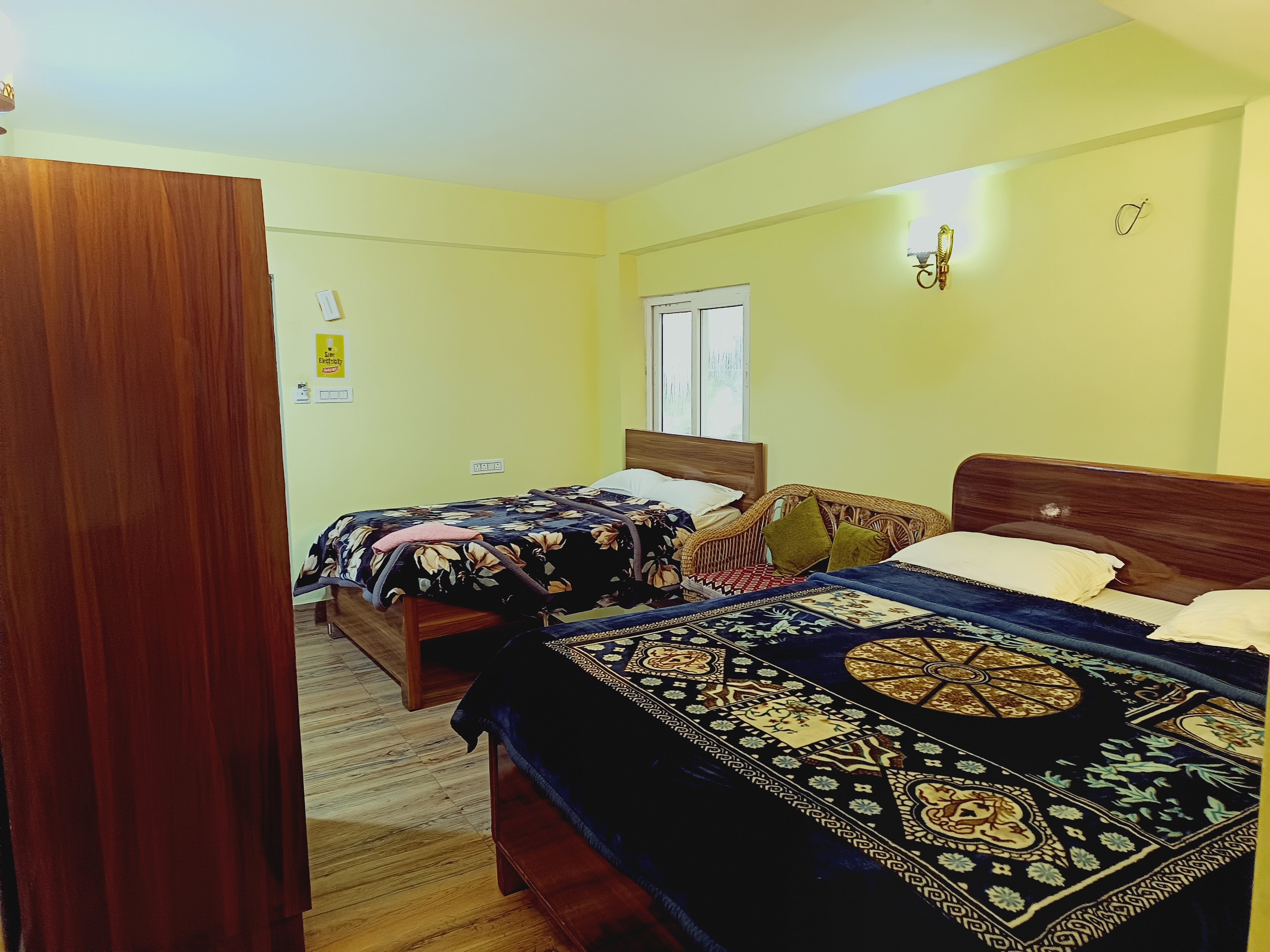 Hotel Himalaya  Residency - Tap to explore photos