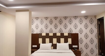 Hotel Chandralok Room Type - STANDARD ROOM