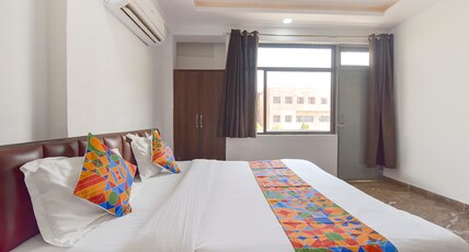 Via Uday - Nr. Albert Hall Museum Room Type - Premium Room