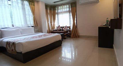 Sundar Hotel And Resort Room Type - Super Deluxe