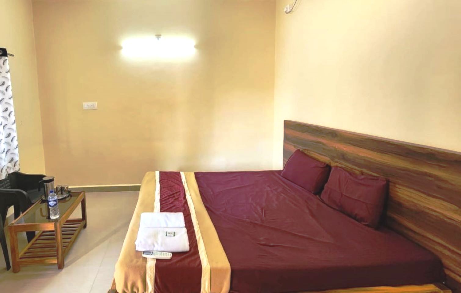 STAYMAKER Murudeshwar Beach House - Tap to explore photos
