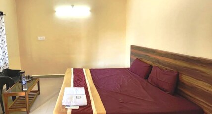 STAYMAKER Murudeshwar Beach House Room Type - Budget Double NON AC