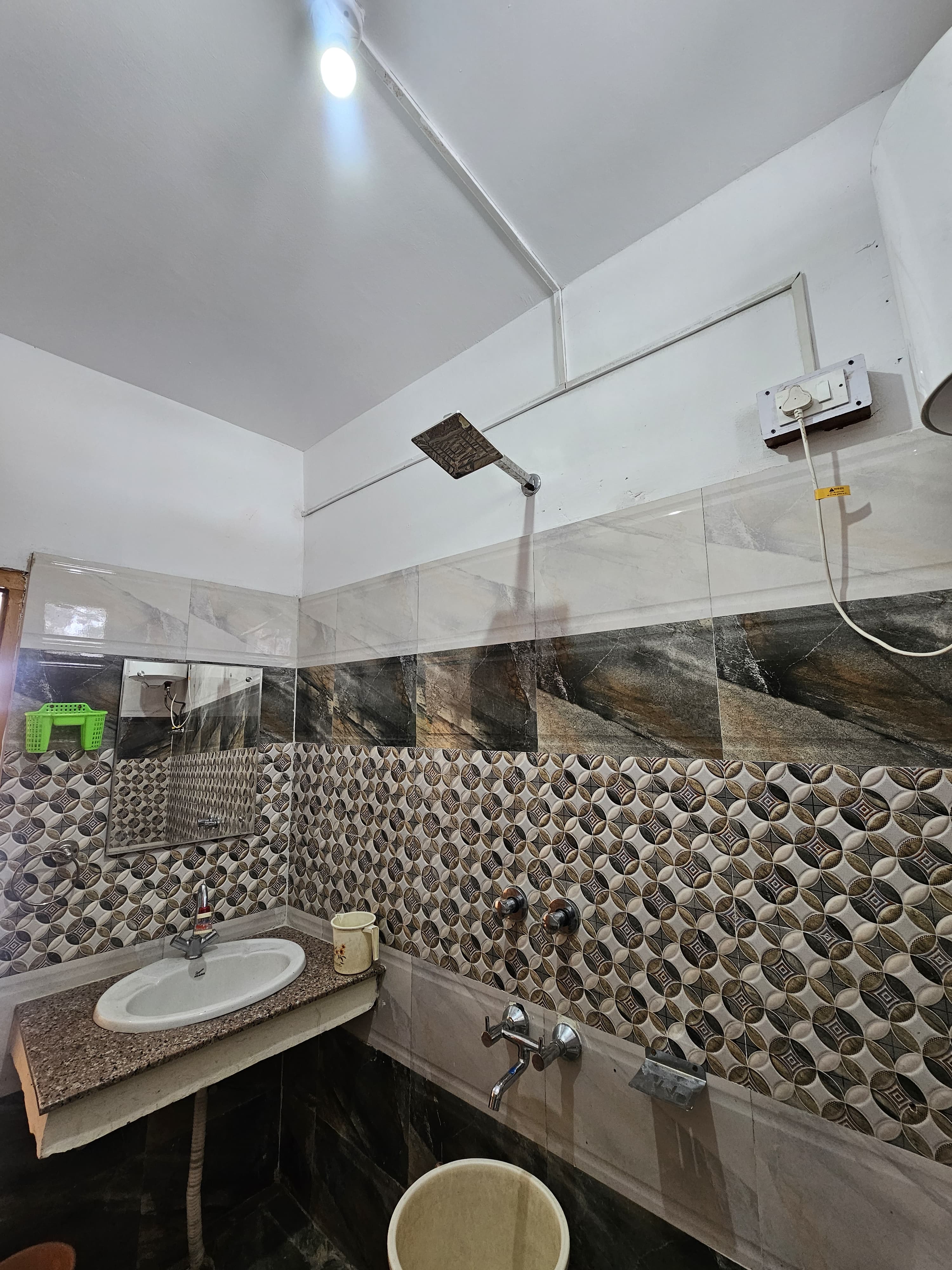 SHREE GANESH HOTEL - Tap to explore photos