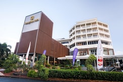 Shangri-La Hotel the Marina Cairns