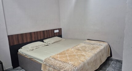 Morpankh Guest House |150 Mtrs from Railway Station Room Type - Standard Room