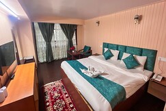 Rare Himalayas Manasarovar A Pocket Friendly Hotel In Mall Road  Darjeeling