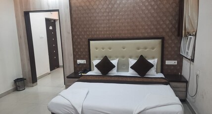 Hotel soni international Room Type - Suite Room (4X)
