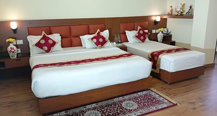 HOTEL ZINGKHAM RESIDENCY Room Type - Super Deluxe