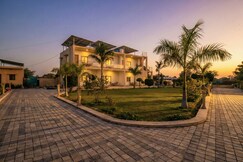 Radsum-Luxury Farm & Resort