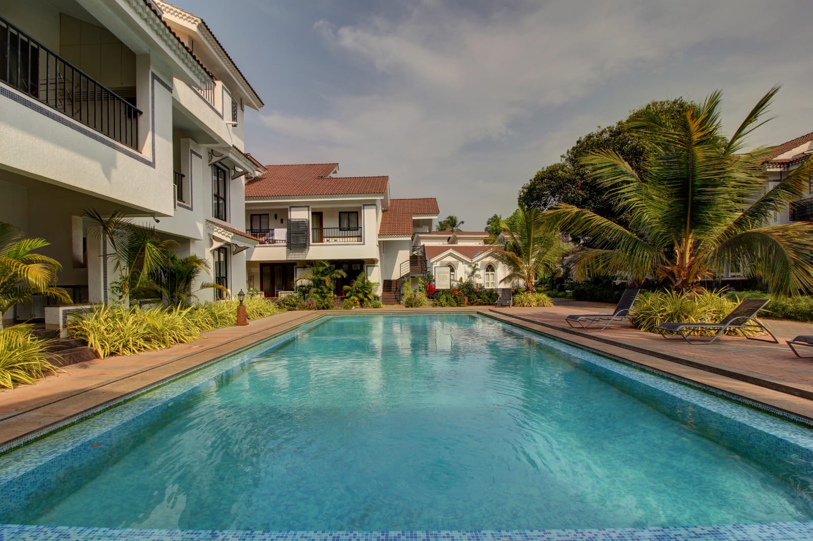 Dream key suits - Tap to explore photos