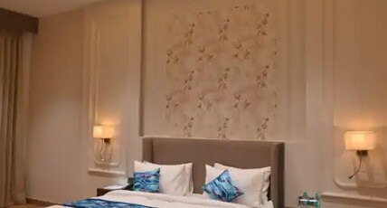 Hotel Phantom Room Type - King Suite Room
