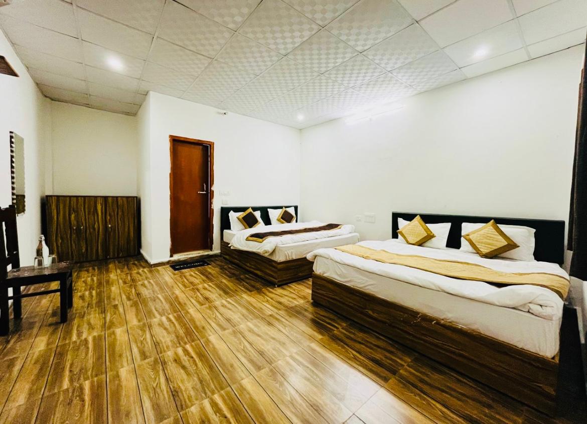 Hotel kailasha - Tap to explore photos