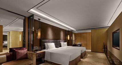 Hilton Zhongshan Downtown Room Type - TWIN EXECUTIVE ROOM