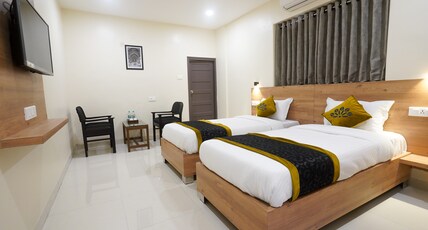 Hotel Prime Inn Room Type - Deluxe Twin Bed Room