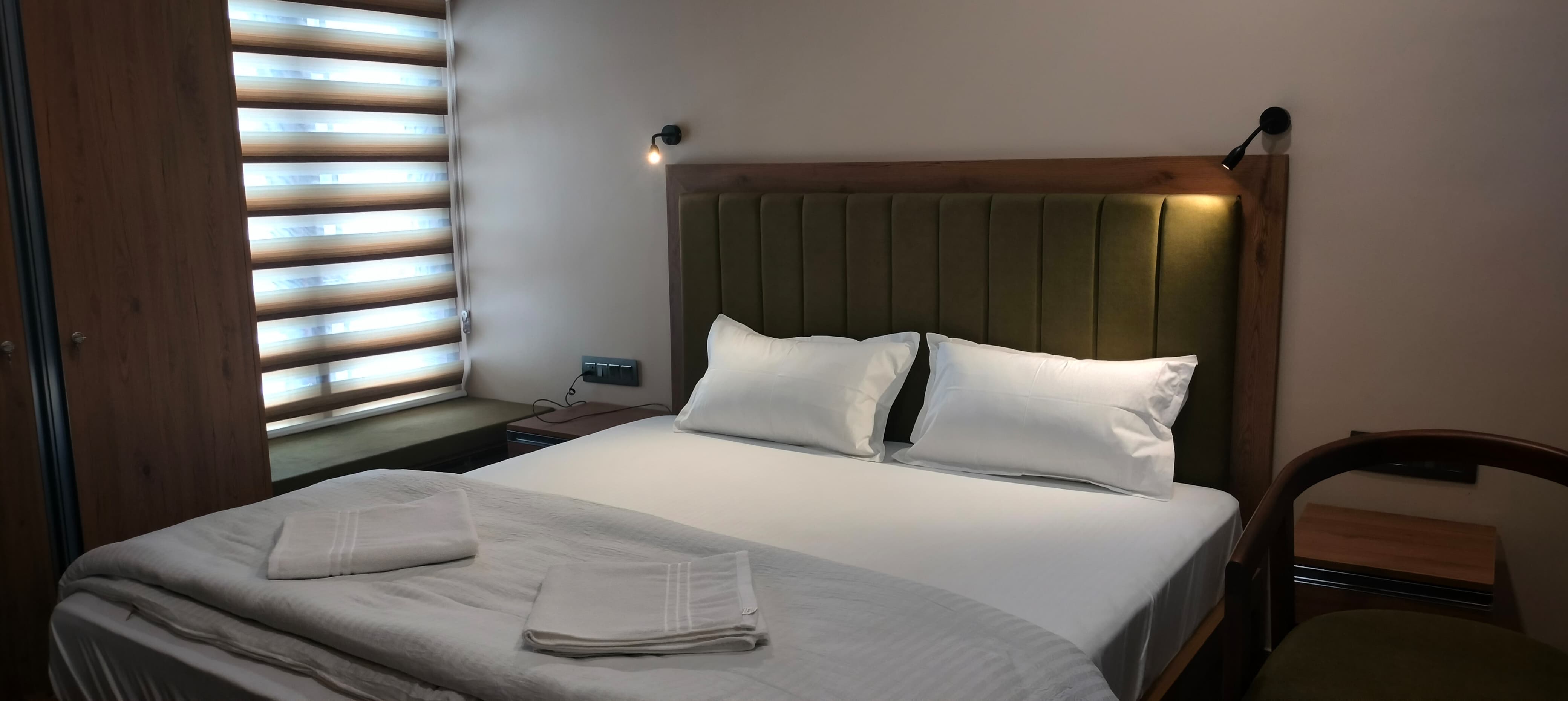 Theeram Guest House - Tap to explore photos