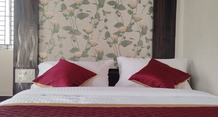 Sai Plaza Lodge Room Type - Standard Double Room