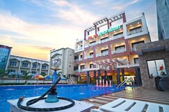 Gogol Beach Resort