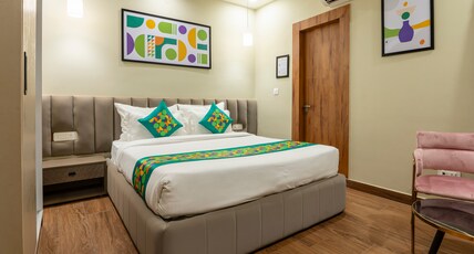 Treebo Premium Gateway Triveni Room Type - Standard Room With City View