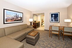 Embassy Suites Seattle - North/Lynnwood