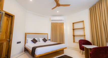 HOTEL SHIKARGARH COTTAGES Room Type - Deluxe Room