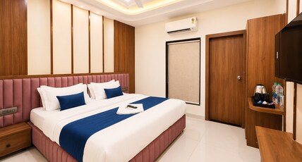 Velar Prime Hotel, Vijay Nagar, Indore Room Type - Deluxe room
