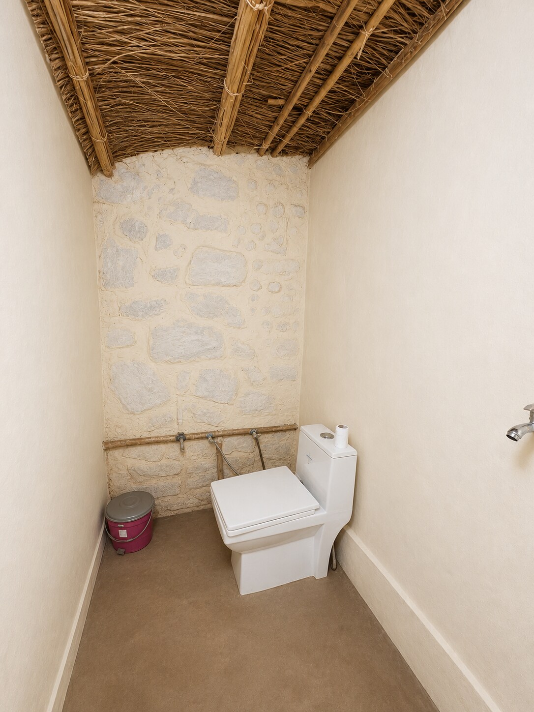 Earth Flow Retreat 1BR Cottage |Jaipur | Homeyhuts - Tap to explore photos
